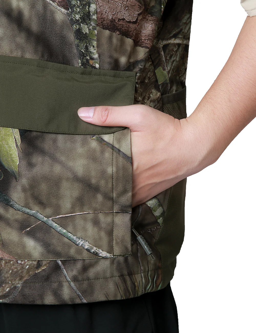Men's Heated Hunting Vest - Camouflage, Mossy Oak® Country DNA (Apparel Only) (Final Sale) - Image 10
