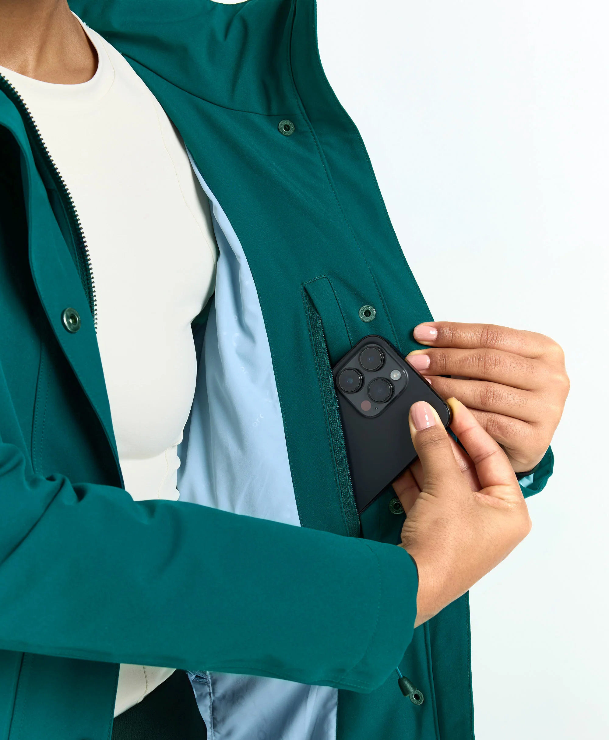 (Open-box) Chantilly Women's Waterproof Heated Sports Jacket (Battery Set Not Included) - Image 21