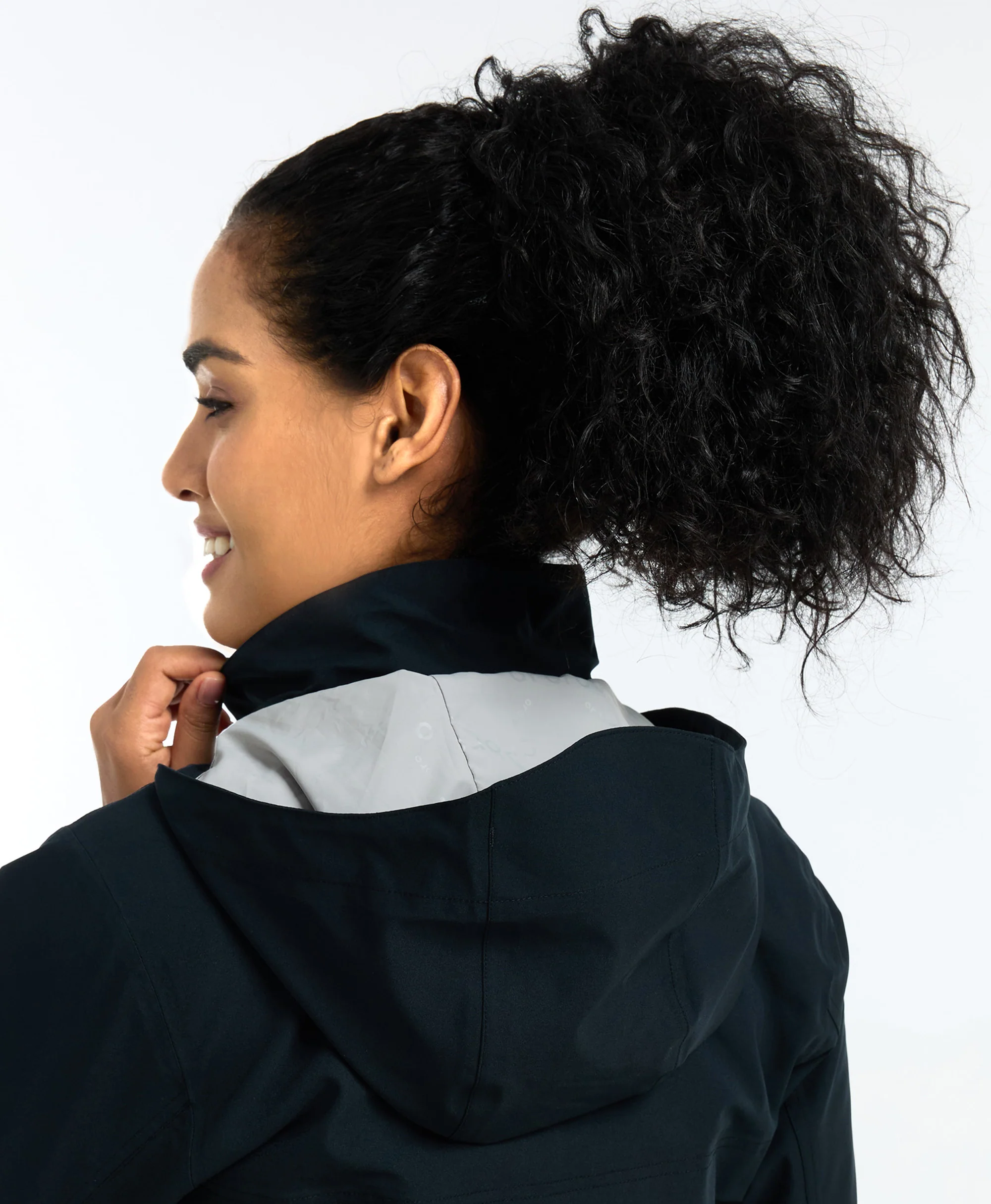 (Open-box) Chantilly Women's Waterproof Heated Sports Jacket (Battery Set Not Included) - Image 5