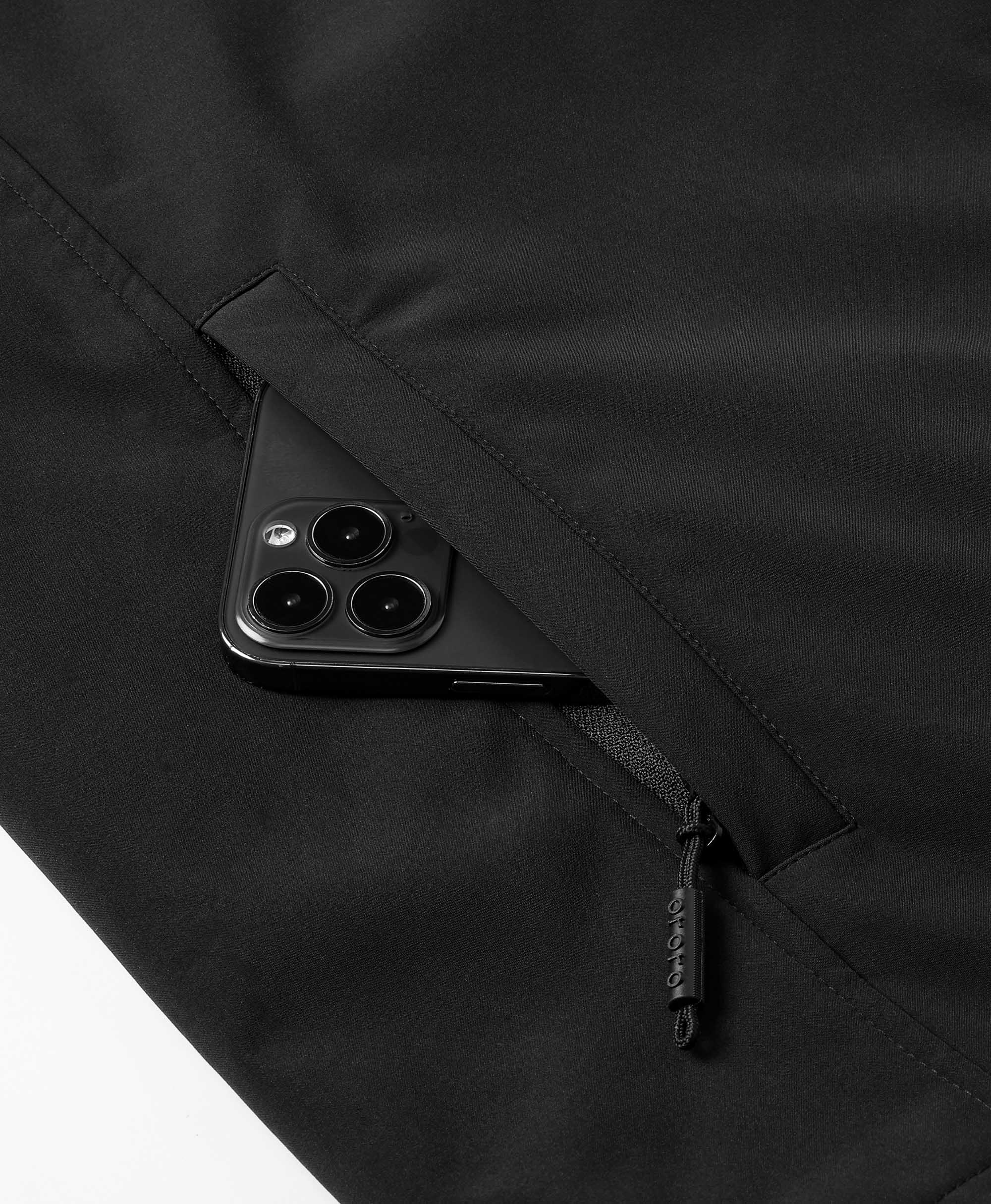 (Open-Box) Men's Heated Softshell Vest - Lower Back Heating (Battery Set Not Included) - Image 11