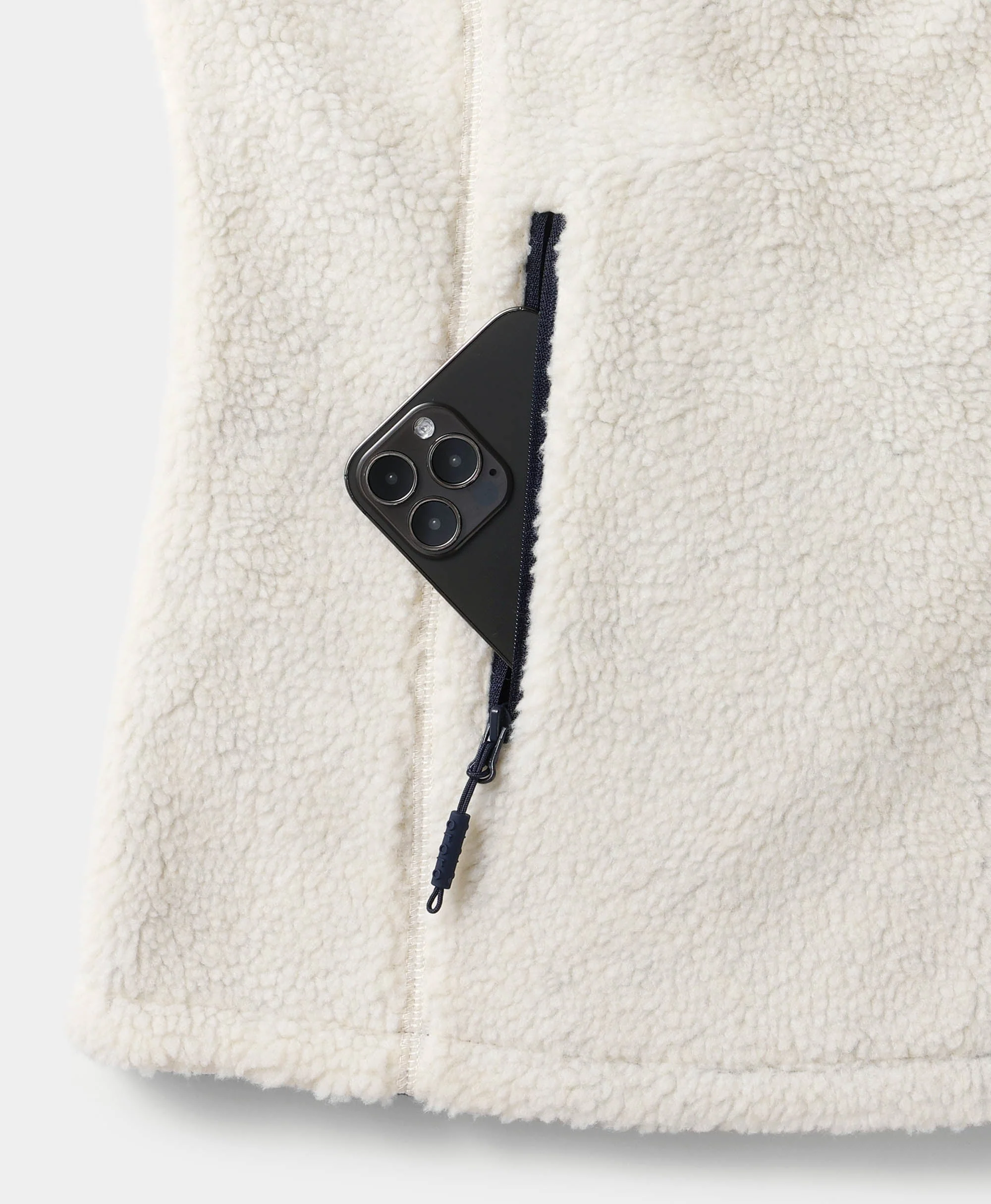 (Open-box) Women's Heated Recycled Fleece Vest (Battery Set Not Included) - Image 8