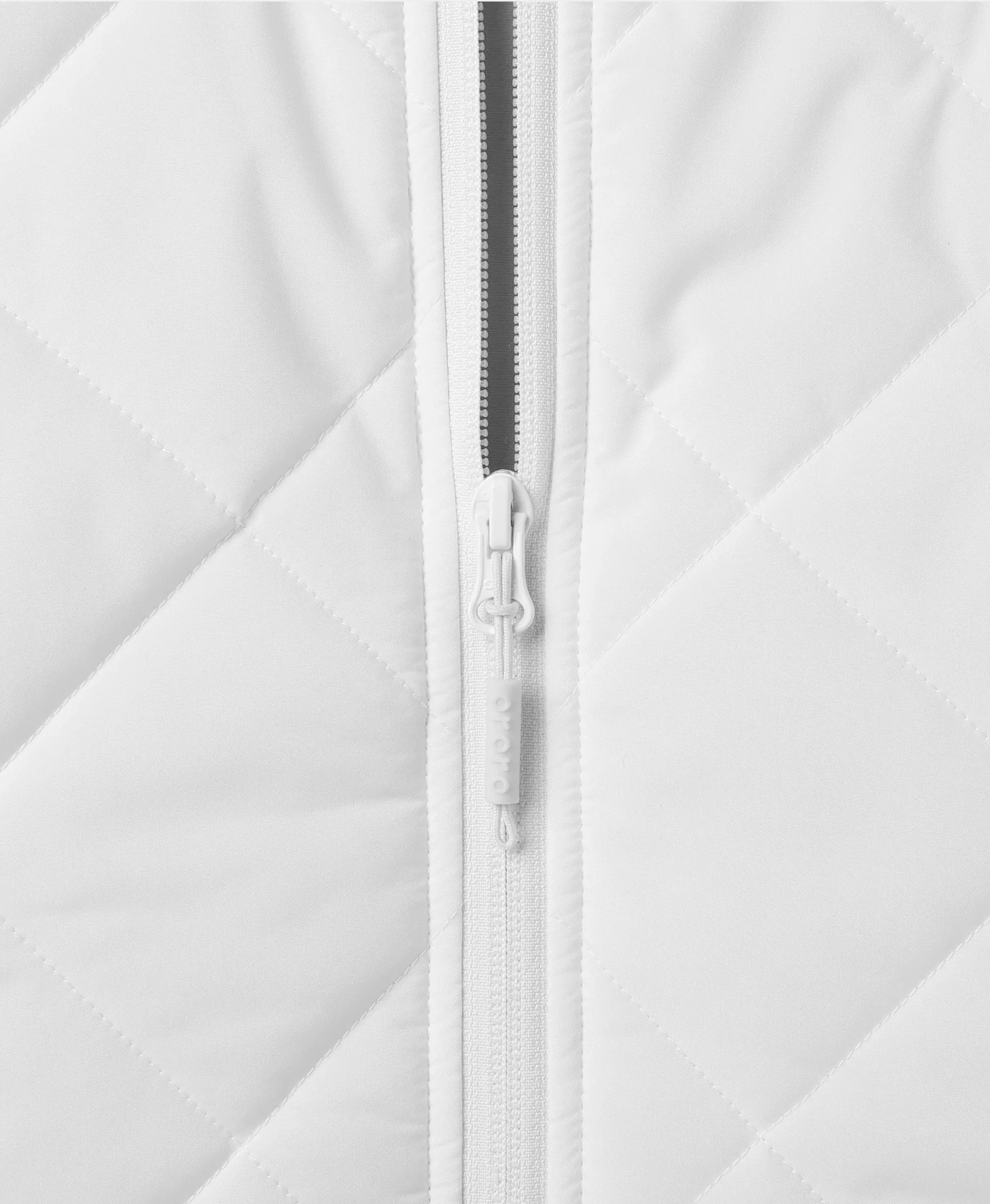 (Open-box) Women’s Junior 4-Zone Heated Quilted Vest (Battery Set Not Included) - Image 7